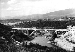 PONTE AD ARCO INCISA
